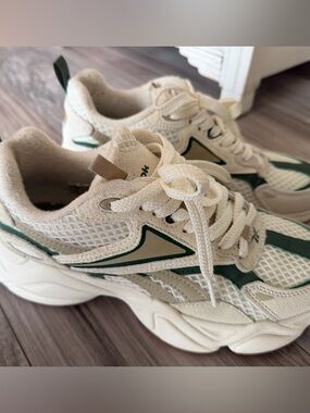 Reebok Cream & Green Athletic Sneakers - Comfortable Everyday Shoes - Women’s